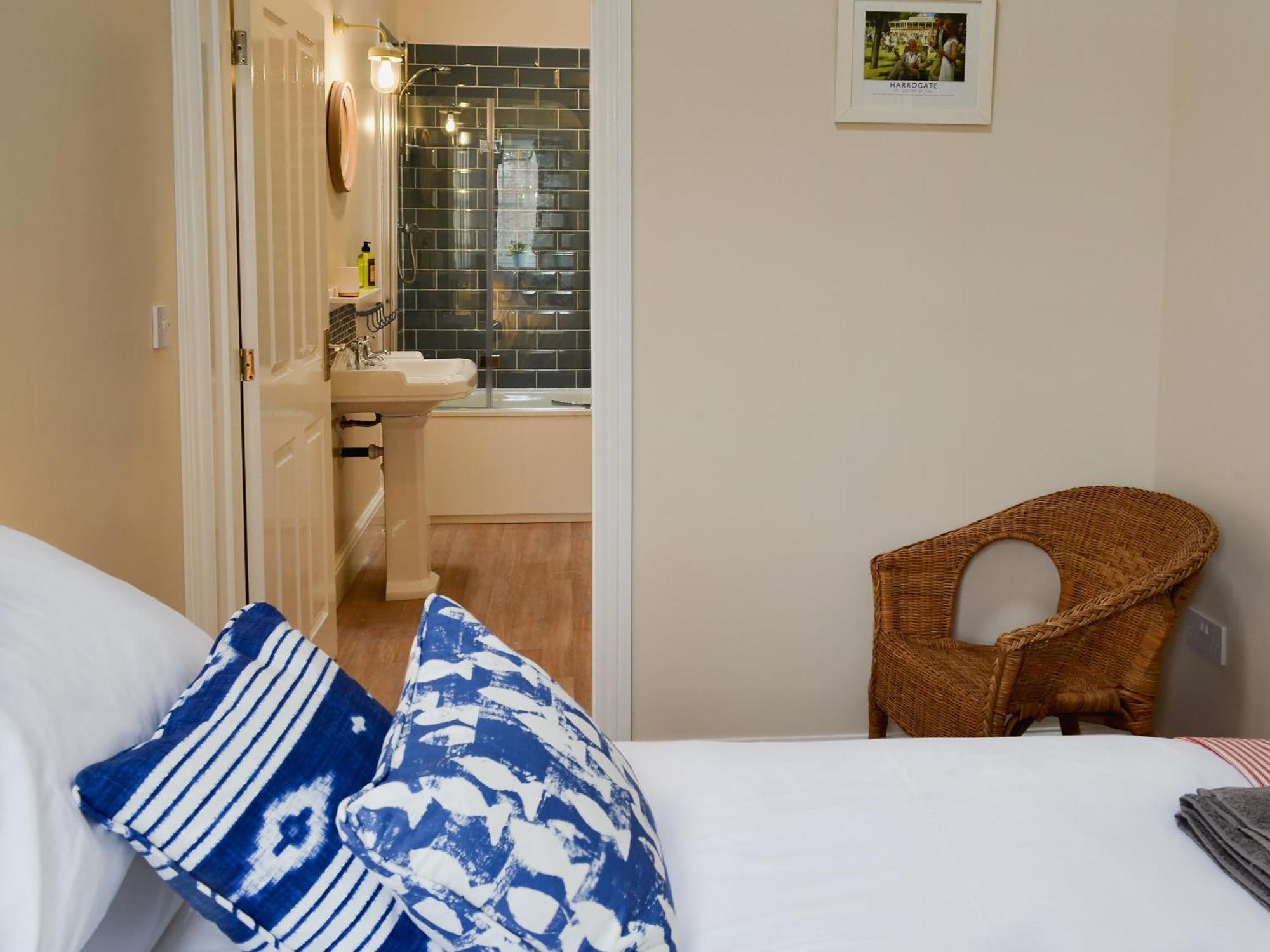 The Garden Cottage Rudston Extérieur photo